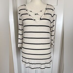 Emory Park Dulce Striped Knit Top | XS | 3/4 Sleeve | Cross Front V-Neck
